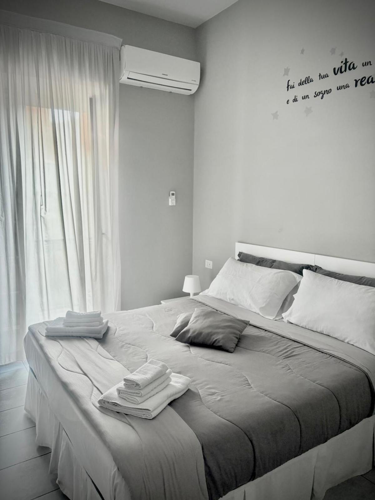 Rianna House Napoli